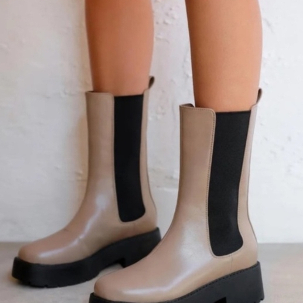 Billini  "Addie" Chunky Chelsea Boots for Women - Taupe/Black